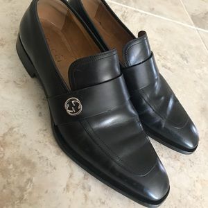 Gucci shoes